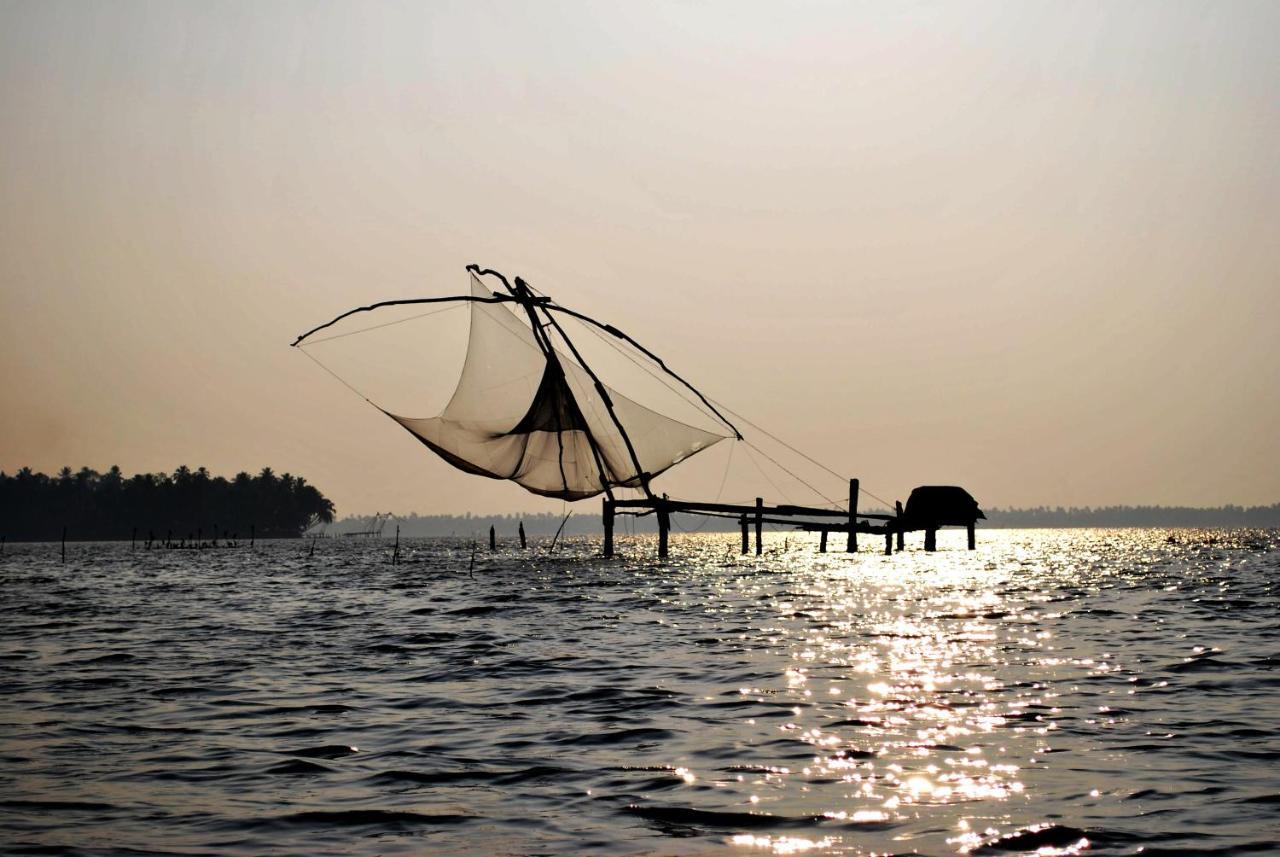 Heritage Methanam Kochi Exterior foto